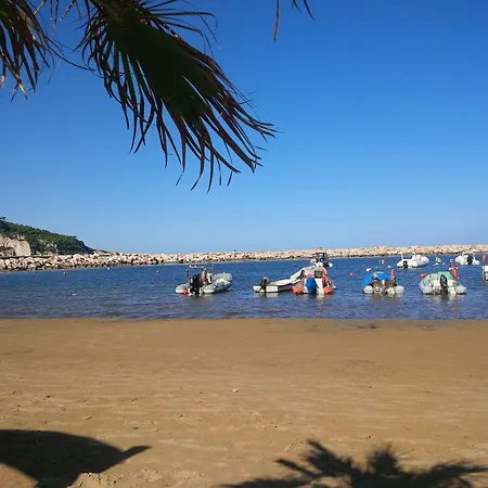 Blus Marine Home A 10Mt Dalla Spiaggia